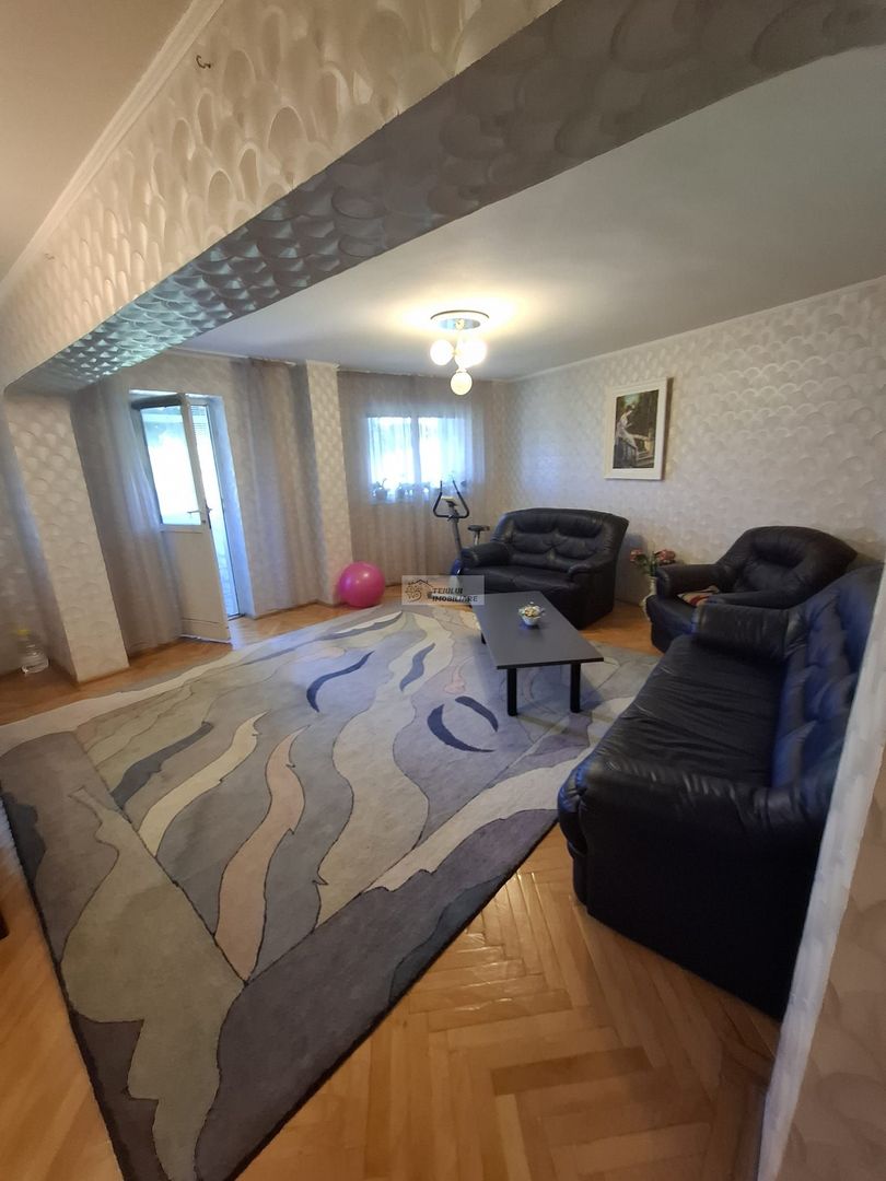 Apartament de 5 camere/etaj 2/125mp /Independentei/Focsani - Poză 14