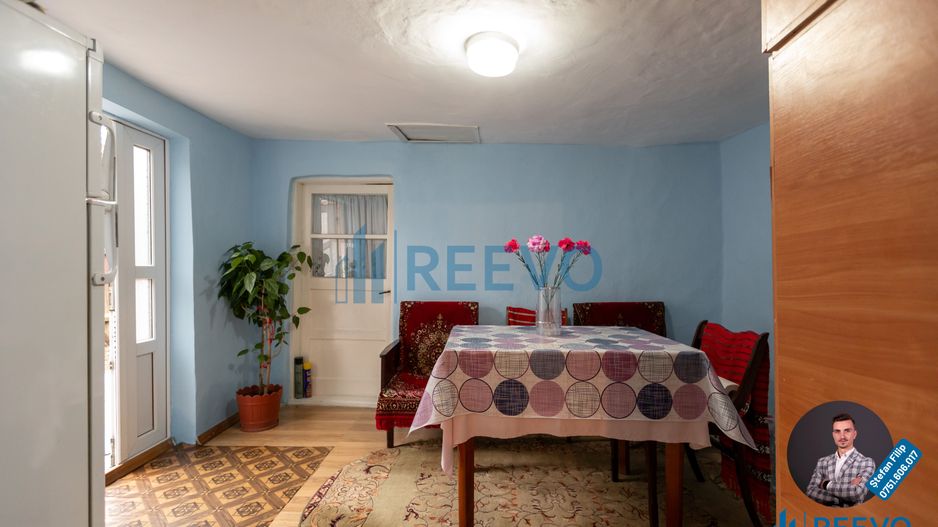 Casă de vânzare în Șerbănești, Bacău - Poză 1