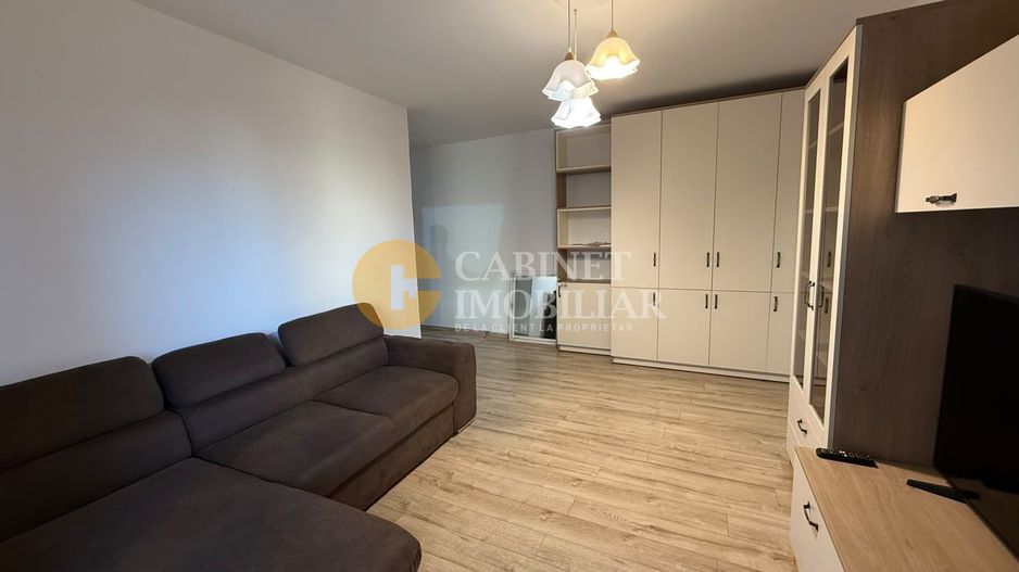 2 CAMERE DECOMANDAT--ETAJ 1--LOC DE PARCARE --ROND PACURARI - Poză 2