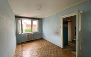 Apartament 2 camere decomandate orientat Sud, et 3/4, P-ta M. Viteazu! - Poză 3