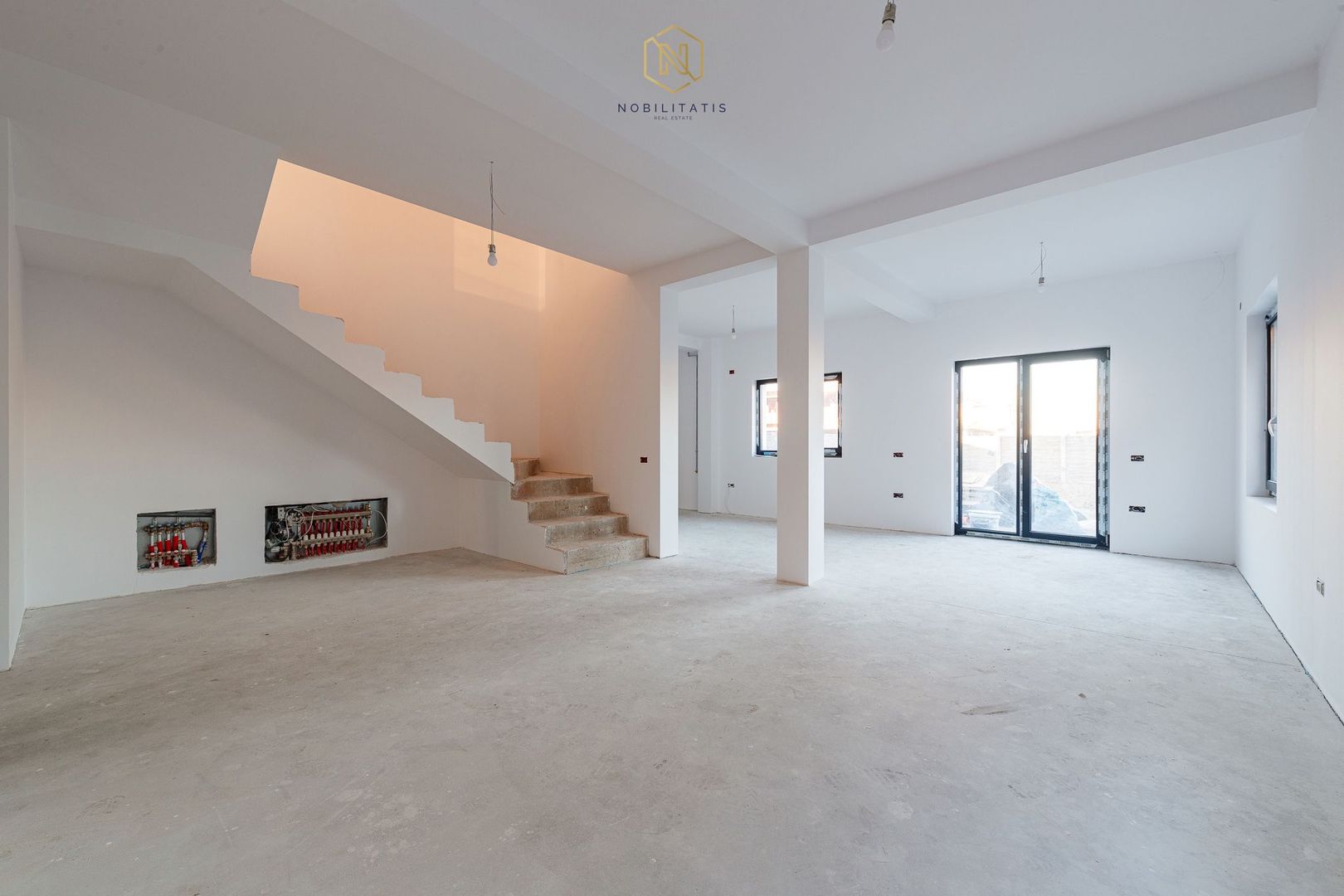 Duplex nou deosebit - despartit prin camera tehnica | Curte amenajata - Poză 18