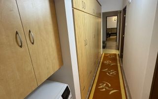 Apartament de 3 camere, 74mp, decomandat, Zona Fortuna - Poză 11