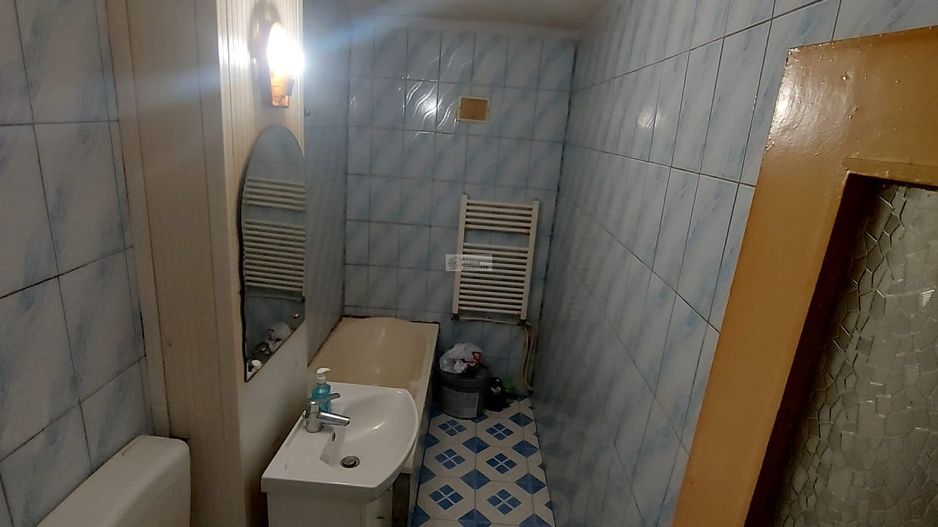 De vanzare 4 camere/97 mp utili/Scoala 10/Focsani/et 3/4 - Poză 8