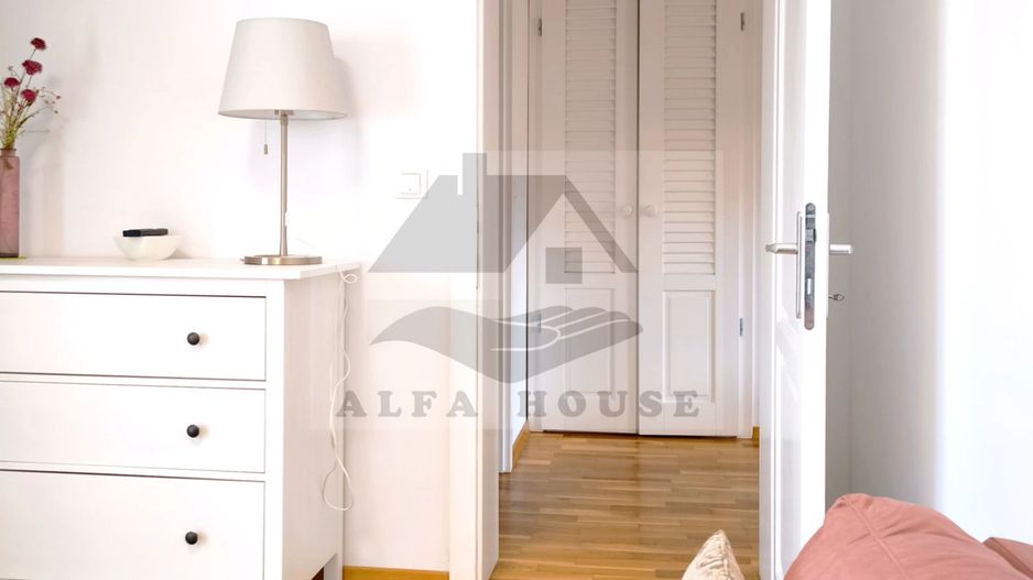 Apartament trei camere, 83 mp, vedere panoramică spre Tâmpa-Bartolomeu - Poză 11