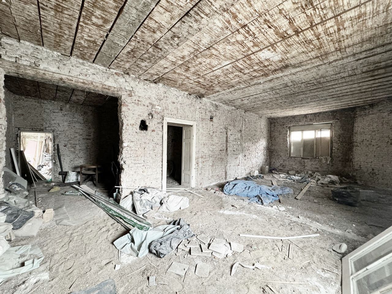 Apartament de renovat. Strada E. Gojdu, nr 18. - Poză 5