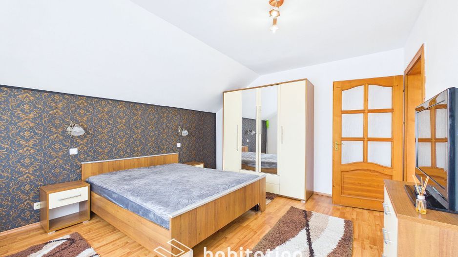 Casă ideală familie sau birou, cu curte și garaj | Braytim - Fratelia - Poză 14