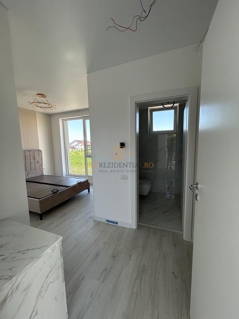 Vila moderna tip duplex, 4 camere, ansamblu privat cu piscina - Poză 16