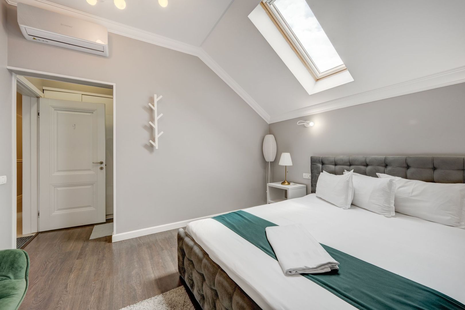 Vindem Afacerea ! Mini Hotel + Cafenea/ Restaurant ! Parcul Carol ! - Poză 40