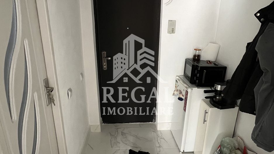 Garsonieră 28 mp + balcon – zona M4 – etaj 1 - Poză 7