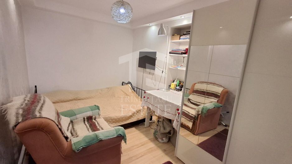 Casa de vanzare 3 camere Zona  Timpuri Noi - Poză 6