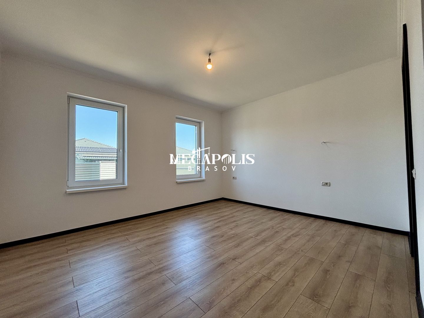 Casă pe Parter | 4 Camere | Utilități | Credit | Zonă bună | Izvor - Poză 13