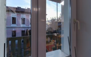 Apartament amenajat si utilizat ca si spatiu de birou aproape de Tribunal! - Poză 22