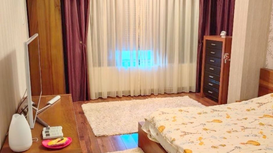 Apartament de vânzare - 4 camere, Strada Tecuci, Bloc Vega - Poză 13