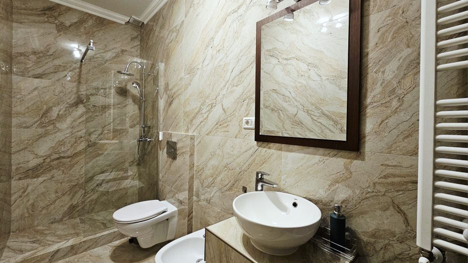 Apartament 2 camere de vanzare Brasov Tractorul terasa mare - Poză 13