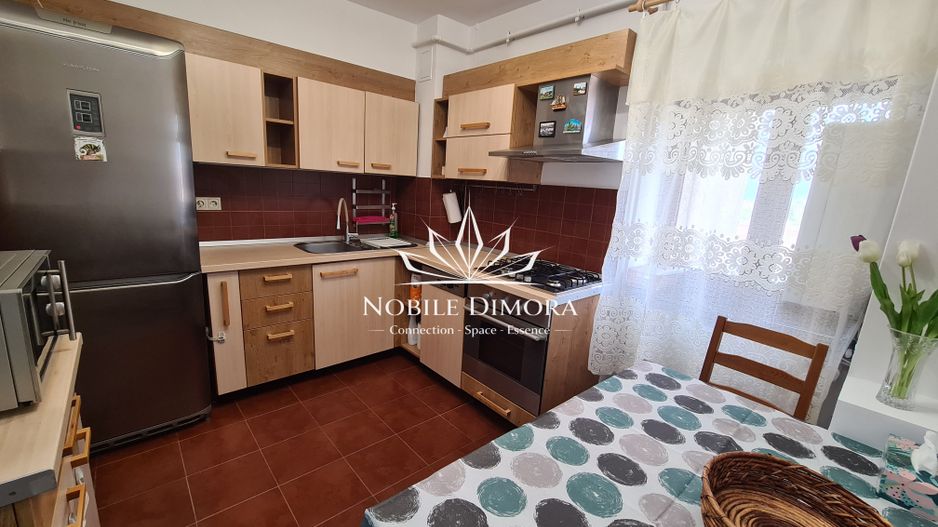 Apartament de 90 mp cu 3 camere si vedere pe 2 parti - Simion Barnutiu - Poză 15