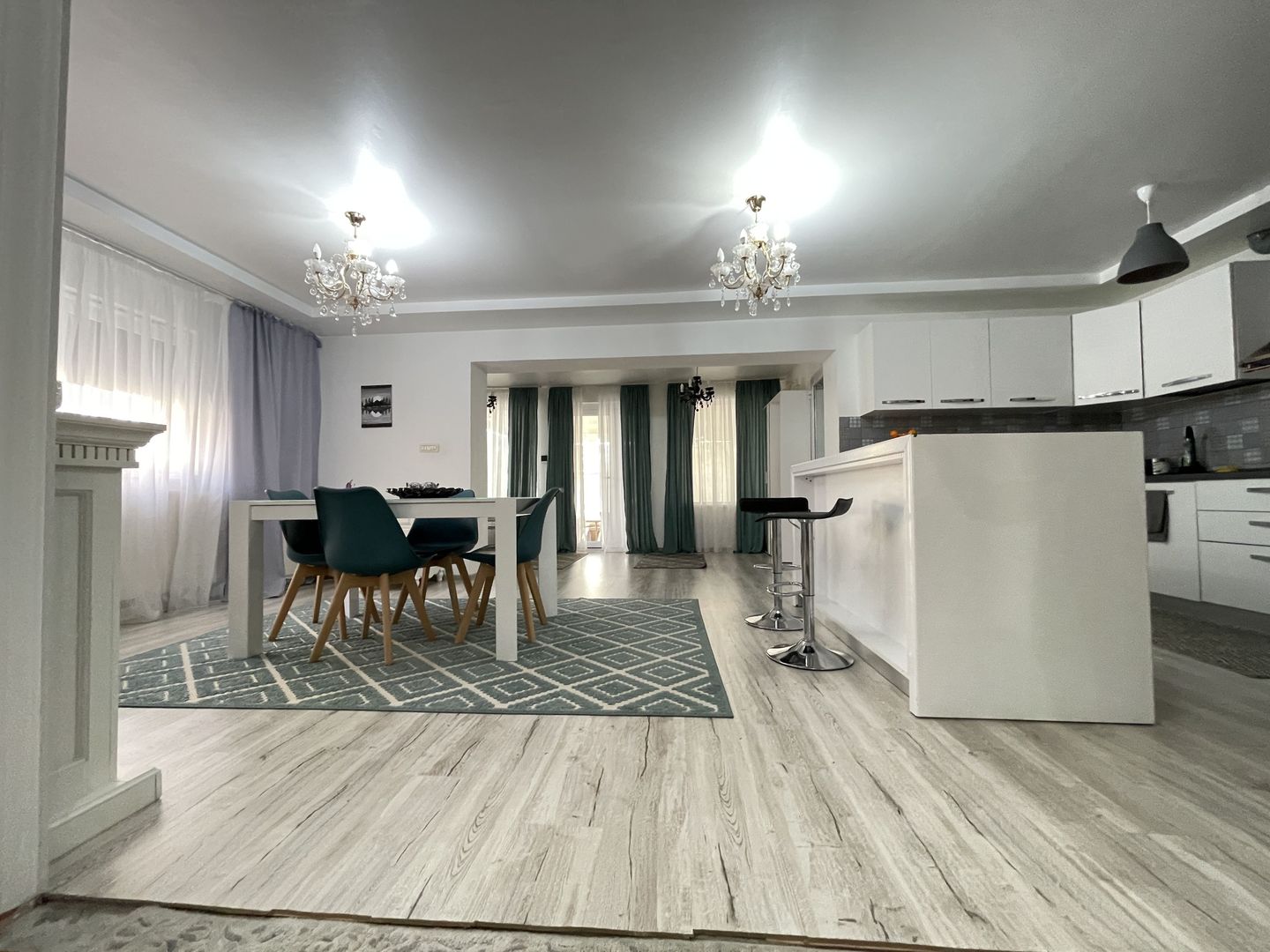 Casa de vanzare in zona Lipovei - Poză 4