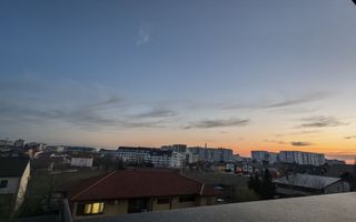 Apartament cu 3 camere extrem de interesant Viscolului-Militari - Poză 18