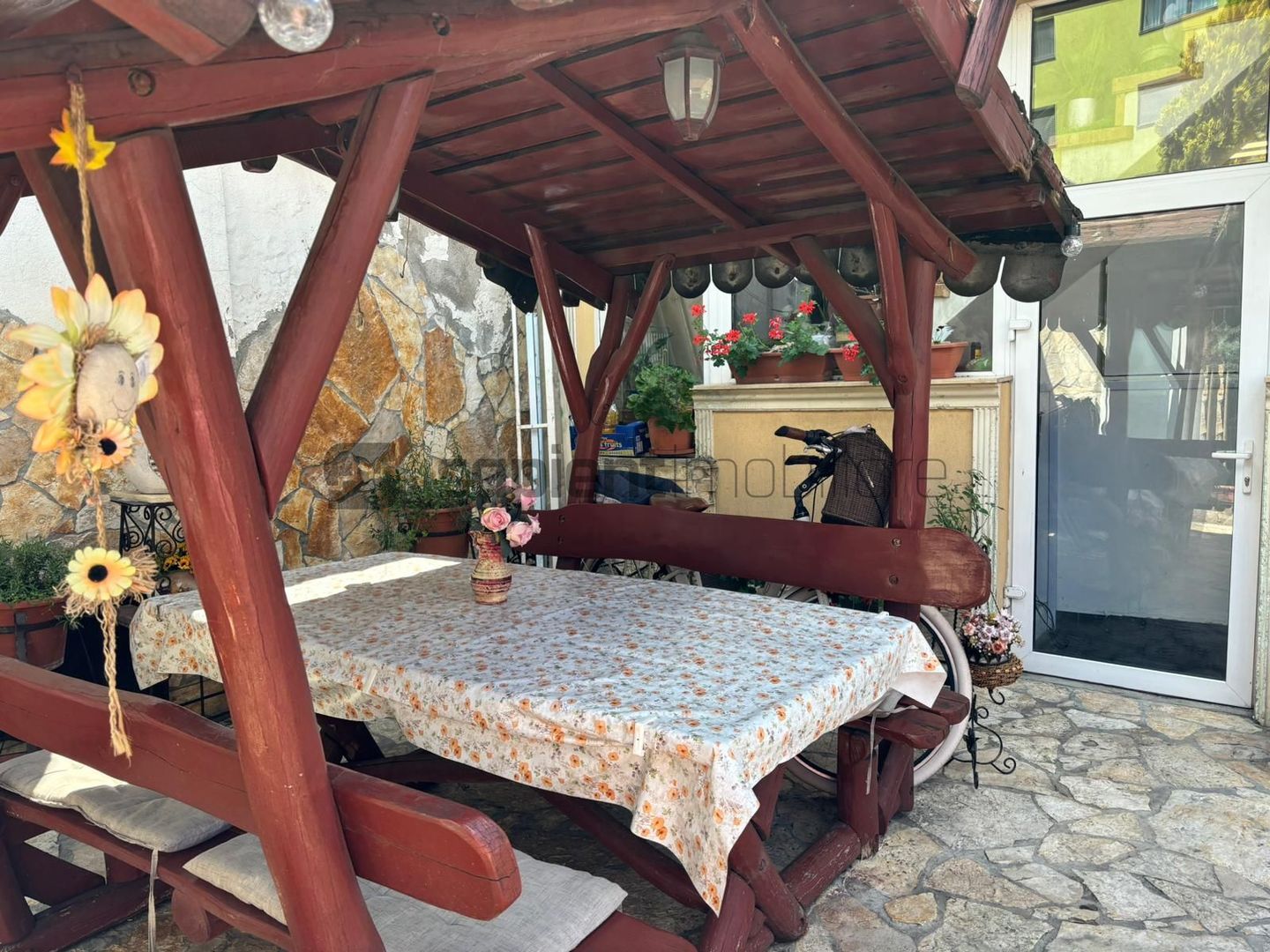 PIATA CETATII CASA - Poză 8