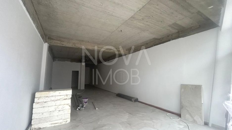 Spatiu comercial de inchiriat 120 mp - vitrina la strada - Selimbar, zona Brana - Poză 6