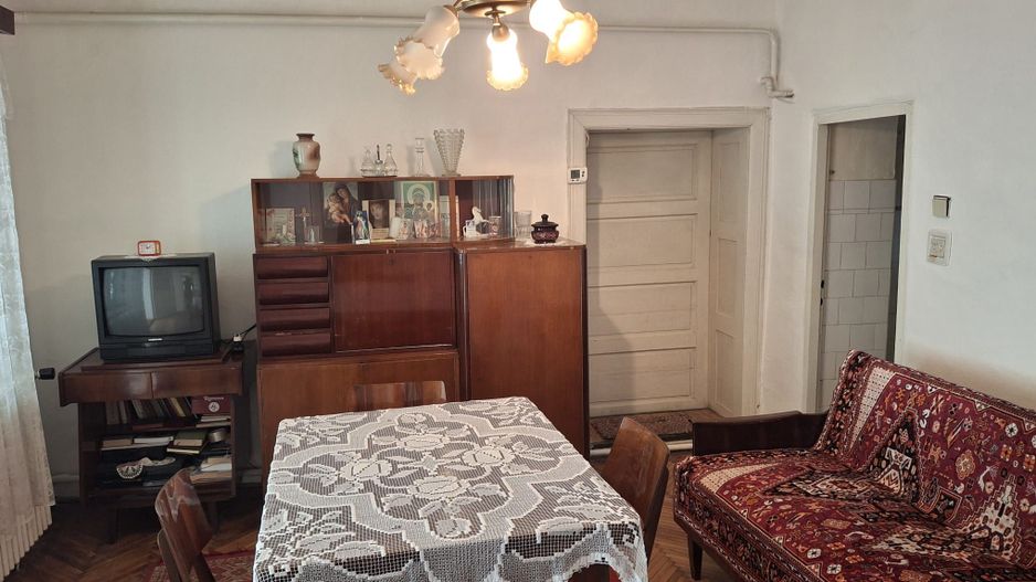 Casa de vanzare in Baciu. - Poză 2