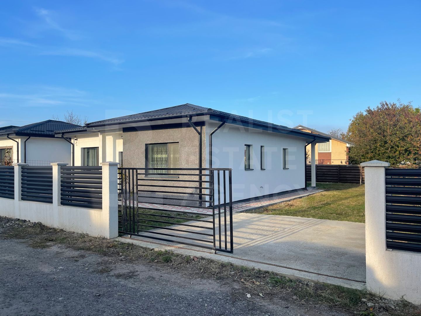 Vânzare, casă, 3 camere, localitatea Vorovești, Iași - Poză 2