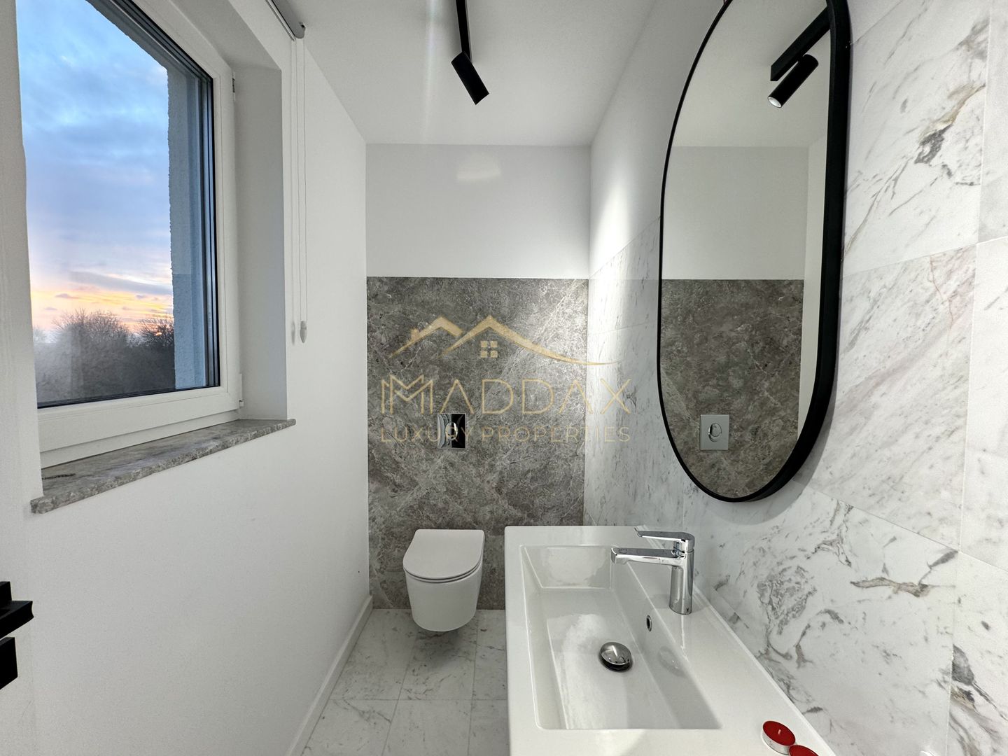 Duplex cu 4 Camere *211mp* / 2 parking / Erou Iancu Nicolae - Poză 24