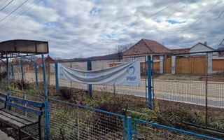 Se oferă spre vânzare / închiriere clădire cu spațiu comercial - Poză 23