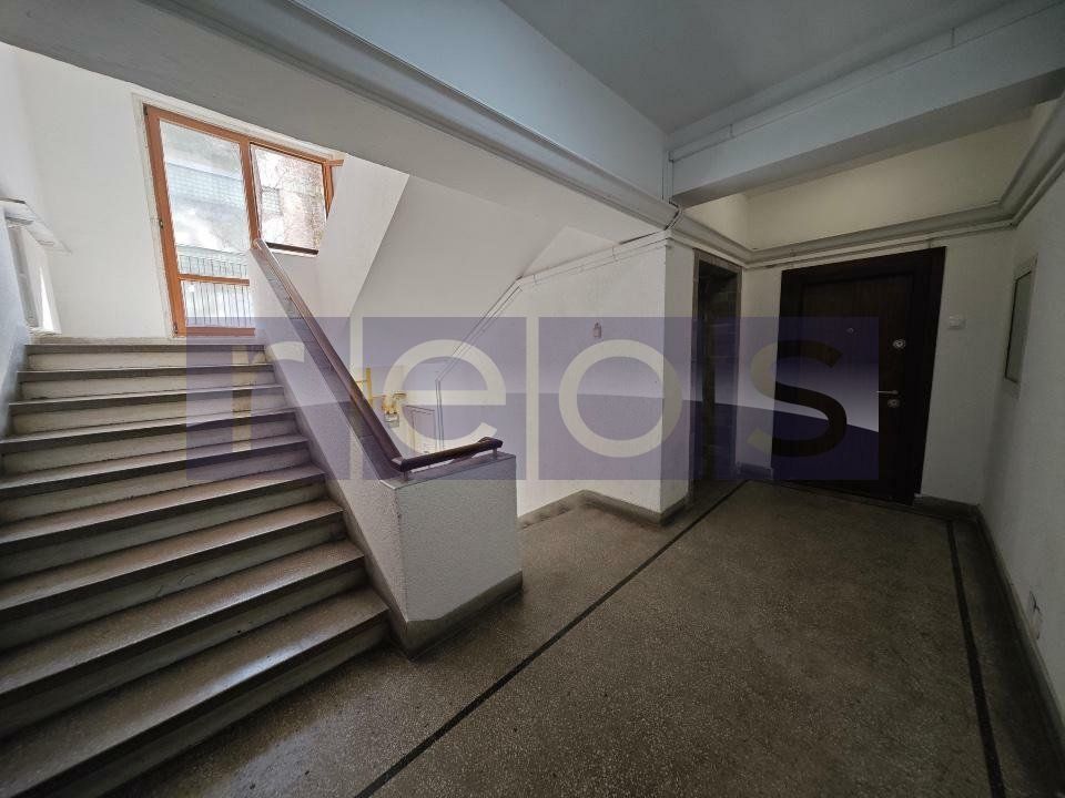 VANZARE APARTAMENT 3 CAMERE RENOVAT DECOMANDAT CENTRALA PROPRIE PIATA ROMANA - Poză 14