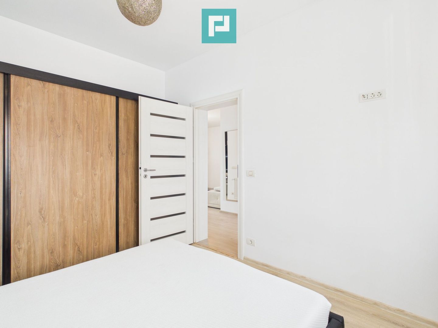 Duplex mobilat, 69 mp, teren 302 mp, Moșnița Veche - Poză 12