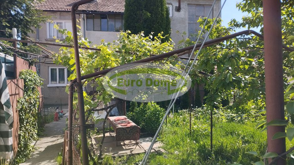 Casa P + E - Poză 1