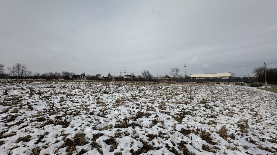 Teren intravilan | 61 ari | Parcelabil | Radauti - Poză 6