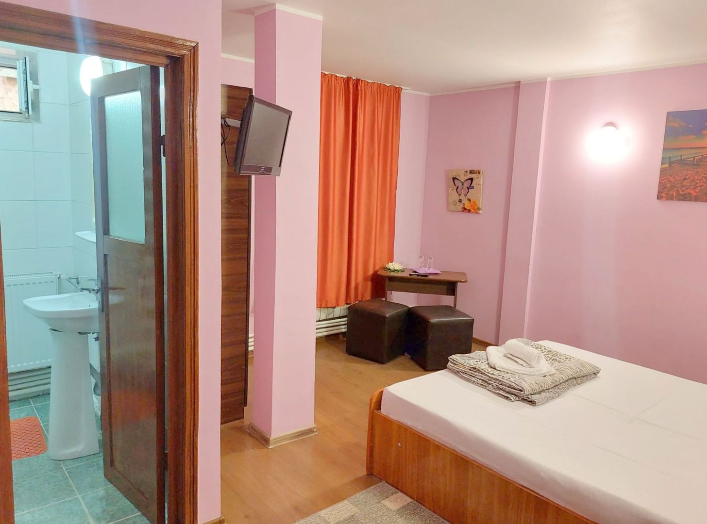 Pensiune de vânzare  – Galați | Bariera Traian | 14 camere - Poză 14