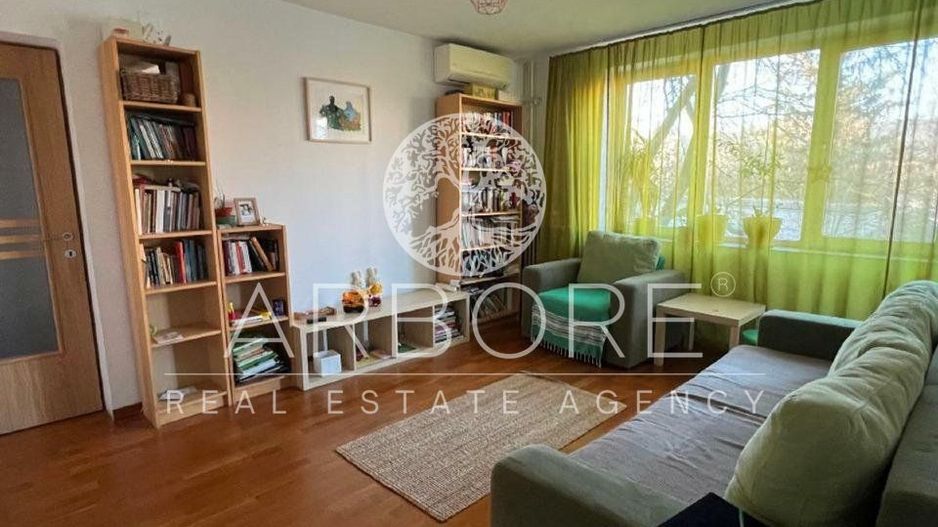 3 camere Titan, langa Parc si Stadionul National - Poză 2