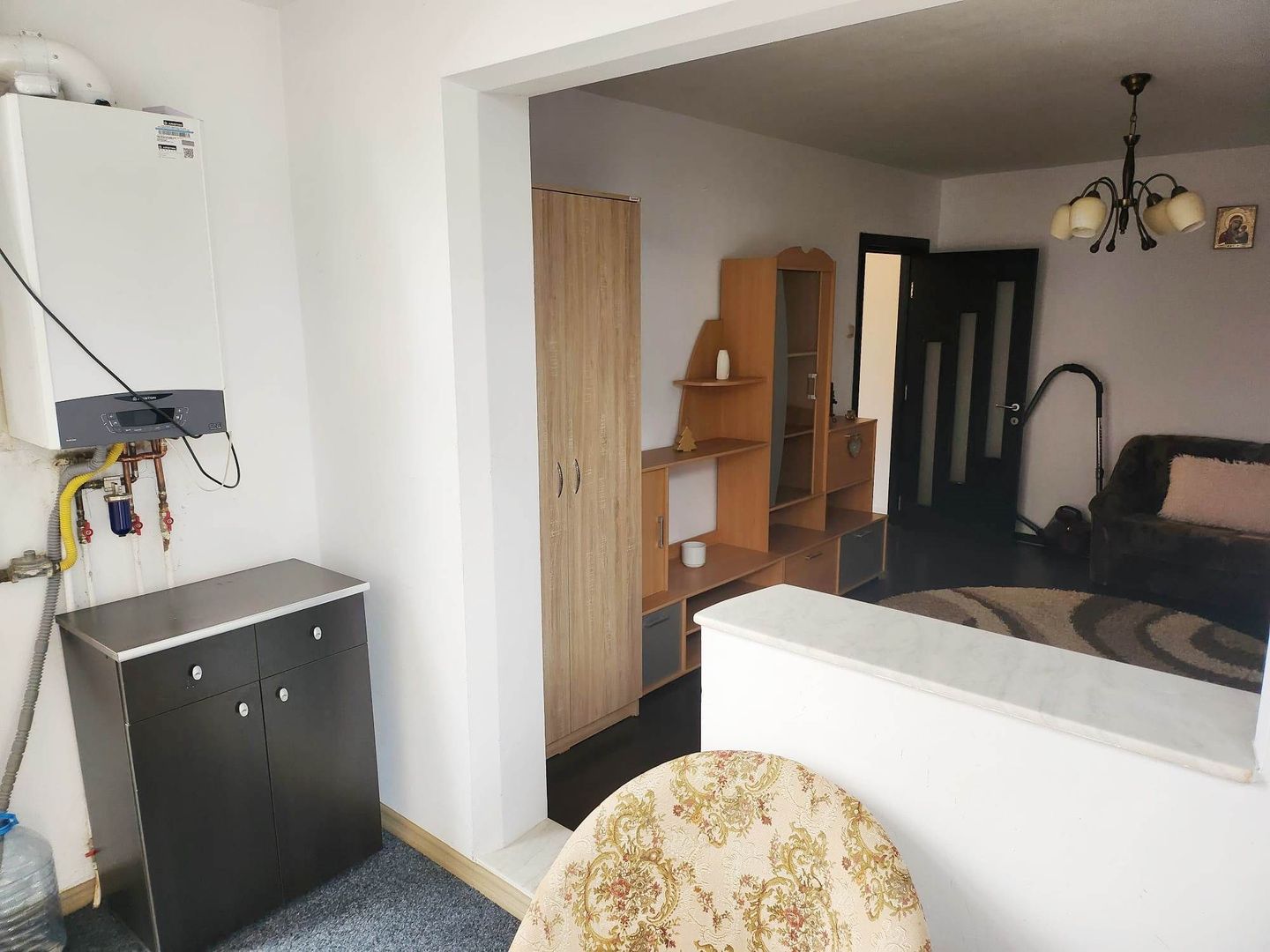 Apartament mobilat3 camere-Tractoru - Poză 4