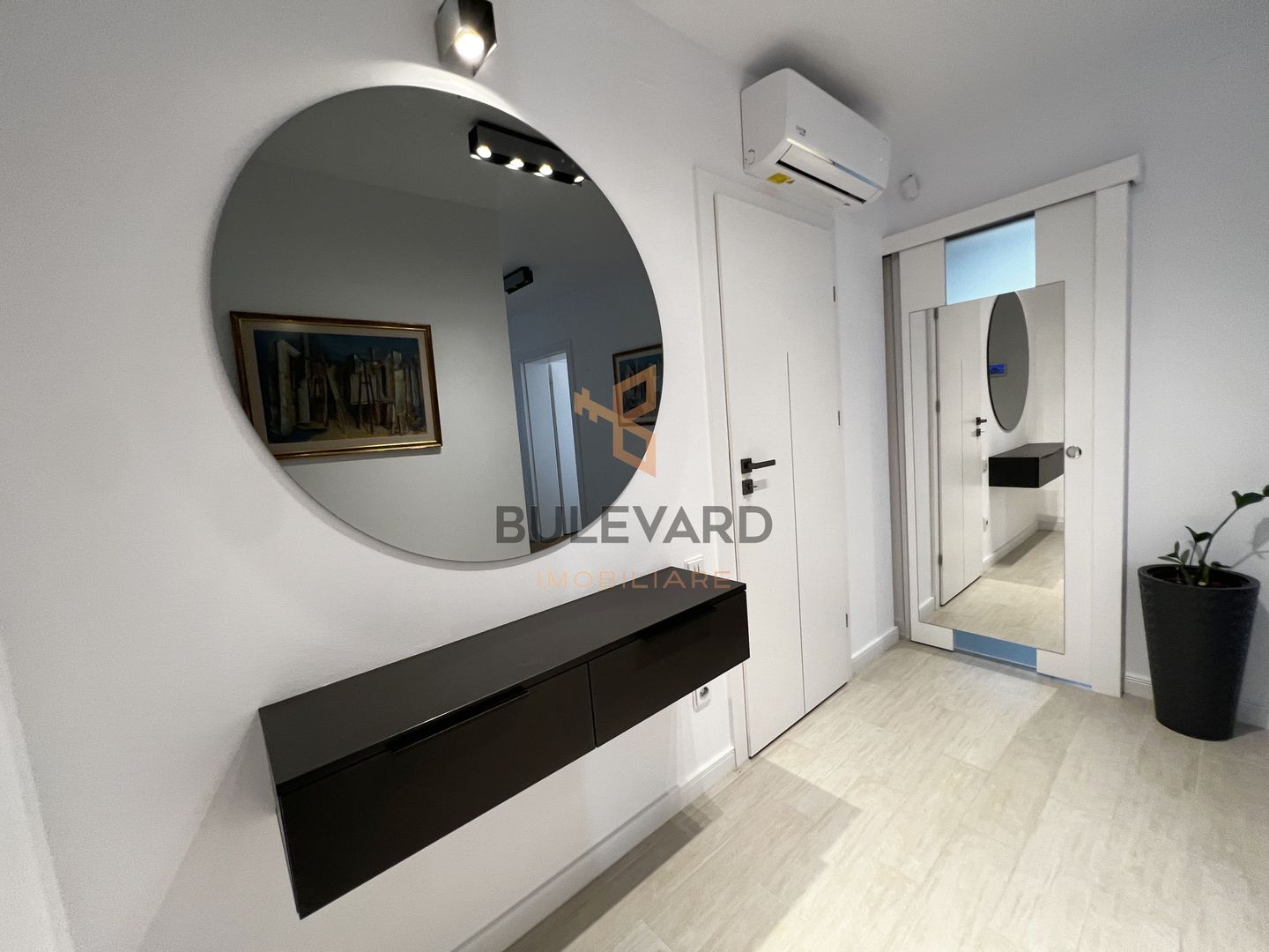 Apartament ultramodern mobilat si utilat - Poză 7