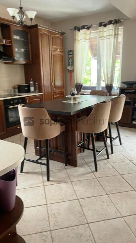 Casa lux in Sinmartin Beverly Hills - Poză 11