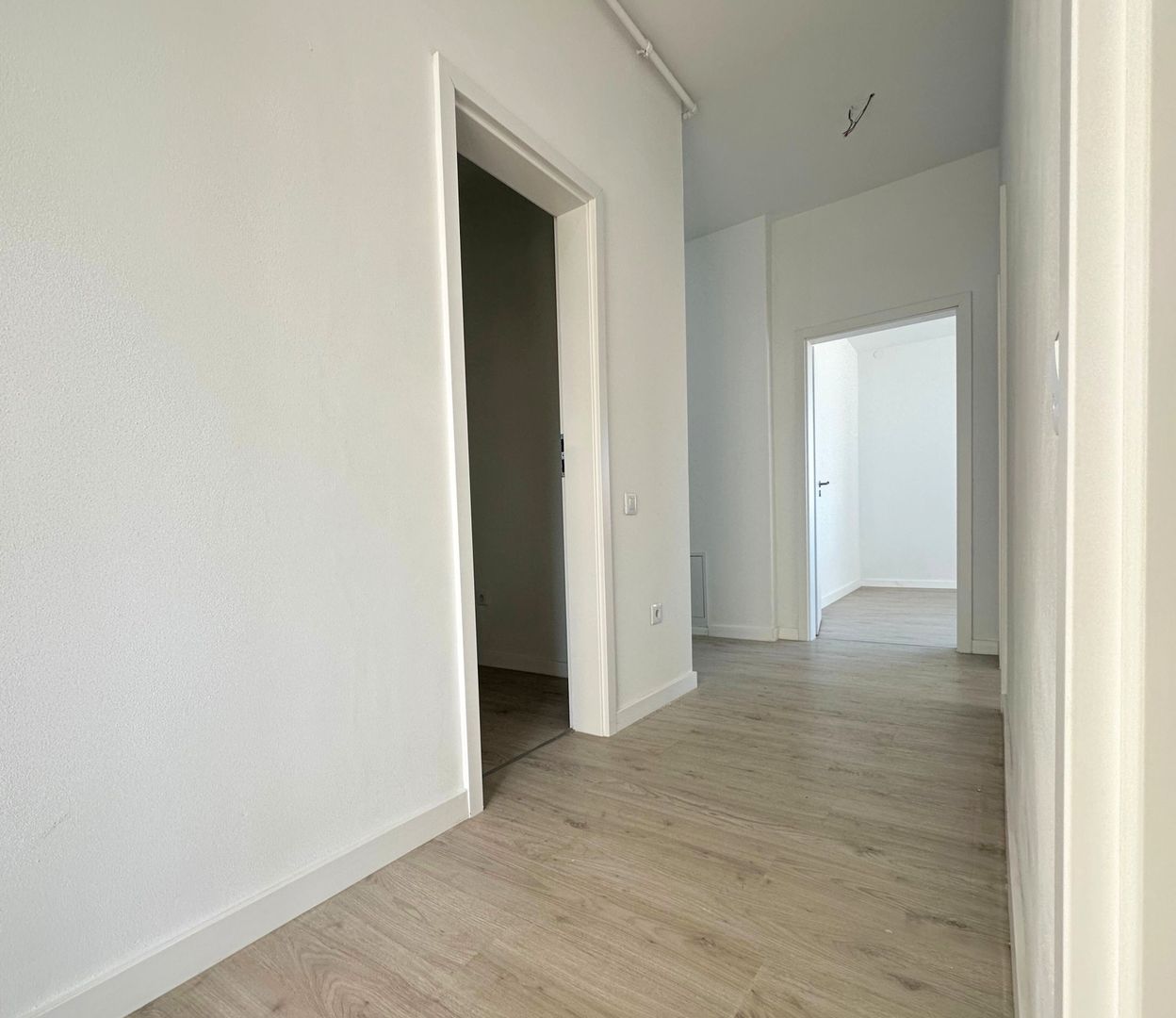 Apartament 2 camere 60 mp cu geam la baie lângă Paradisul Acvatic - Poză 17