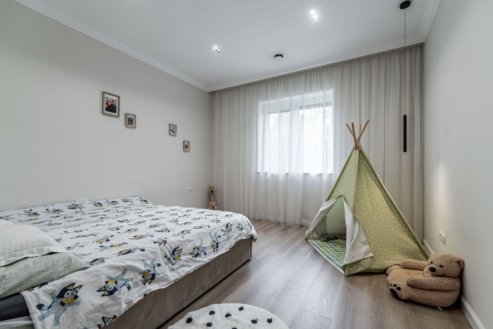 Vila la sol cu teren generos si finisaje premium Comision 0% - Poză 13