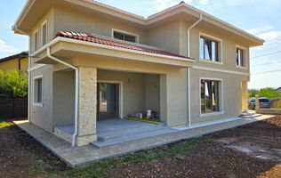 Casă premium, semifinisată, 5 camere, 3 băi, 411 mp teren, Cetate