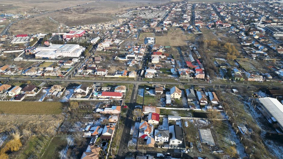 Casă cu teren în Gai - Poză 8