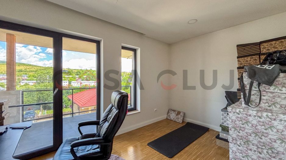 Duplex la cheie - Priveliste frumoasa si curte amenajata - Poză 7