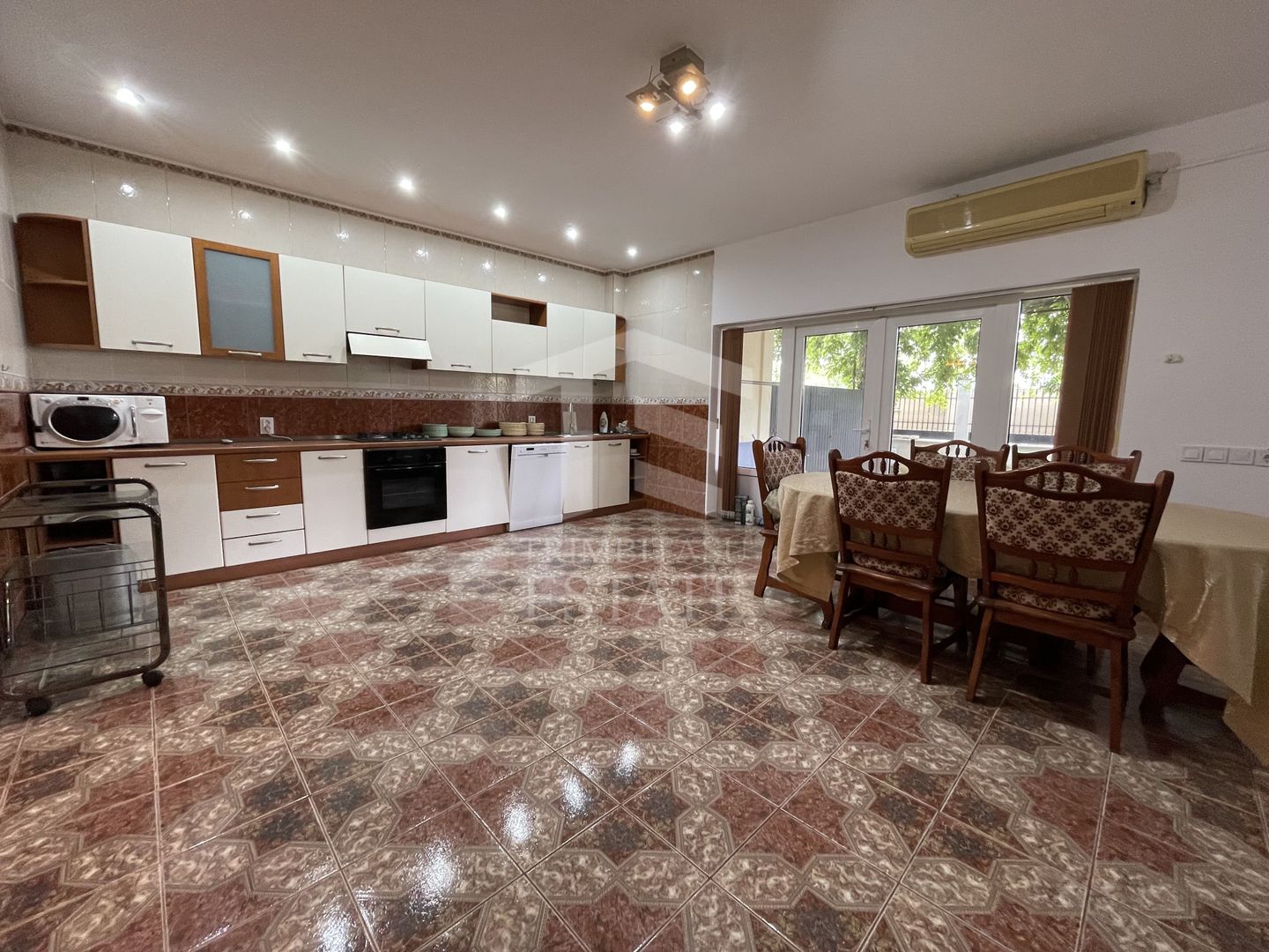 VOLUNTARI - Catedrala | Casa 7 Camere + Constructie Secundara - Poză 7