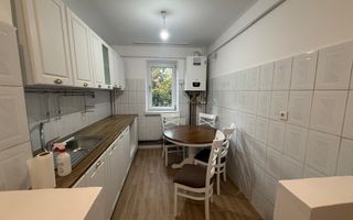 3 camere, et 2, centrala termica, 1 Mai ( Insula ) - 126 000 Euro- - Poză 5