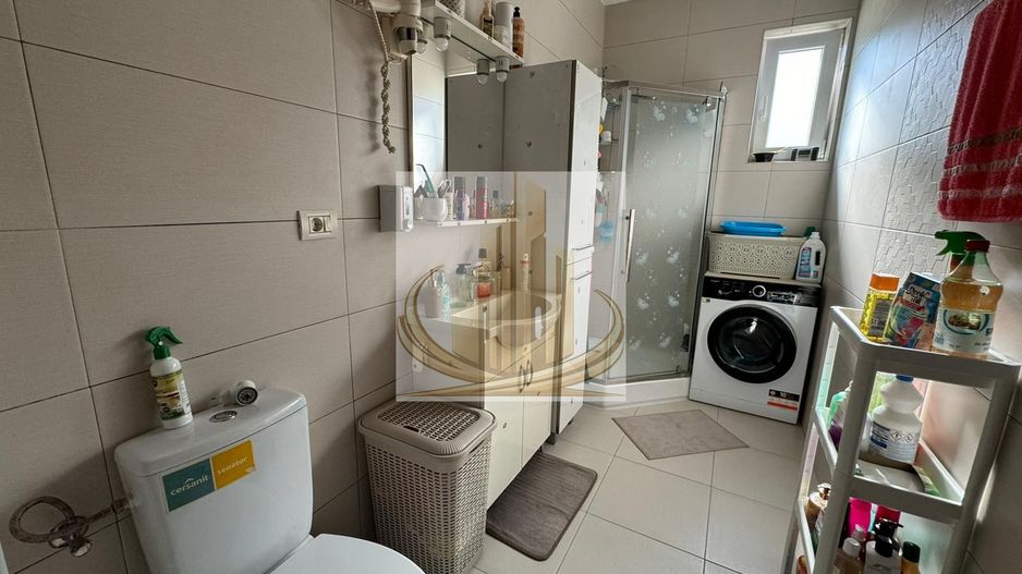 Apartament complet mobilat cu 3 camere în Giroc - Poză 15