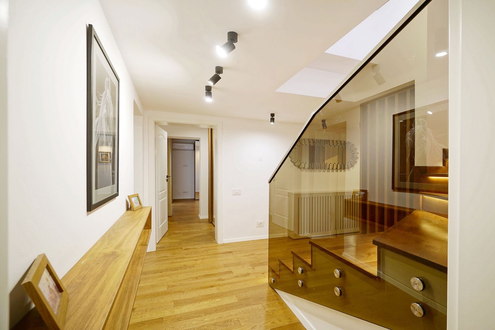 👉 Vilă spectaculoasă pe lac – Ghermănești | 573 mp | Terasă, ponton, - Poză 22