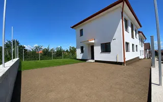 Duplex 4 camere -intabulat- teren 300 mp  -Locație Centrală, Sura Mică - Poză 12