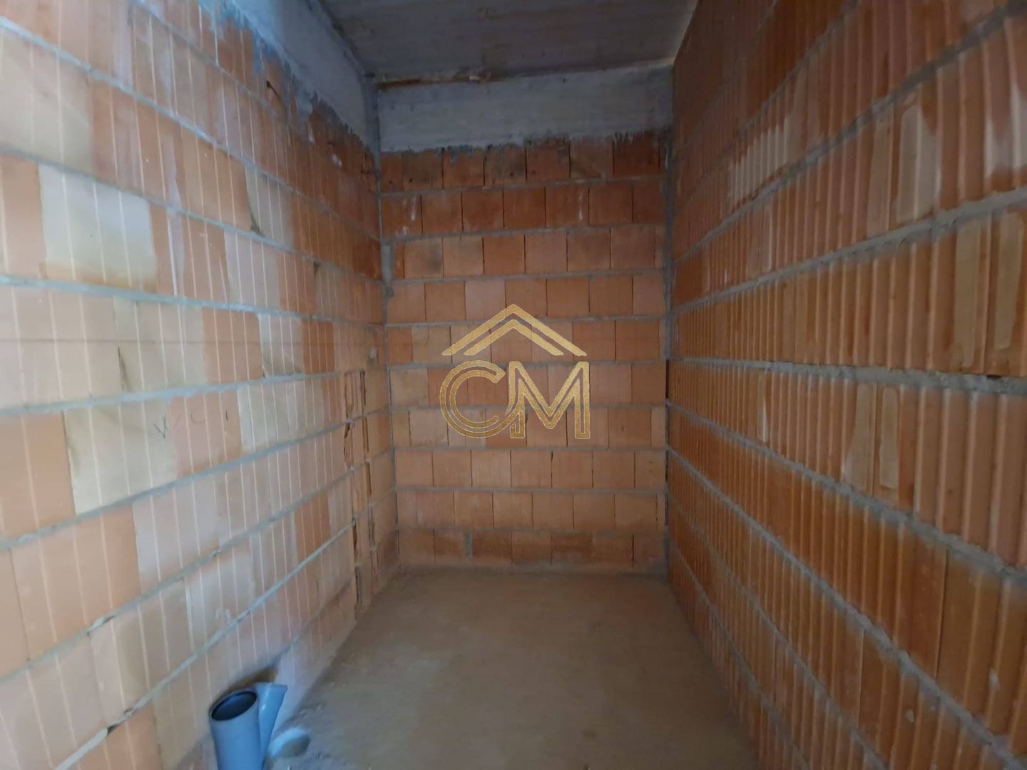 Apartament 3 Camere- 66,5 MPU-Etaj 1-Balcon - Poză 3