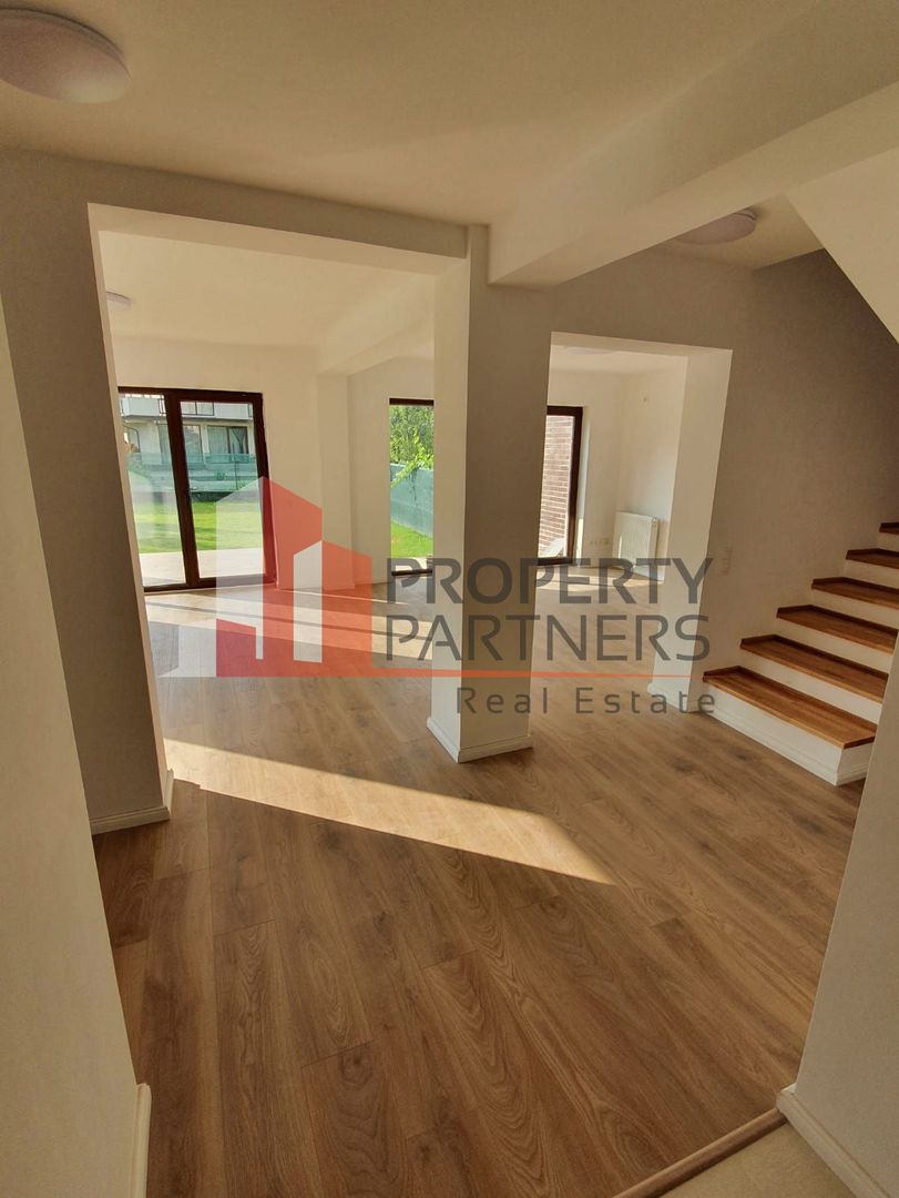 Vila Austrian Village - Crevedia DB - Poză 4