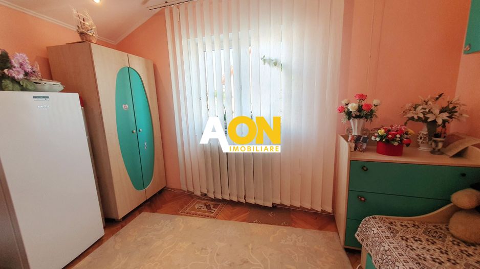 Casa 4 camere, 2 bai, 86 mp utili, renovata, zona Lipoveni - Poză 6