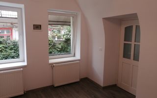 Vânzare apartament spatios,  in zonă ultracentrală - Poză 4
